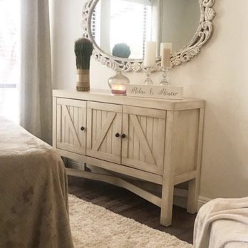 Bloom Wellness & Spa - Beautiful Relaxing Facial Room - Skin Care Near Me - Salinas, California