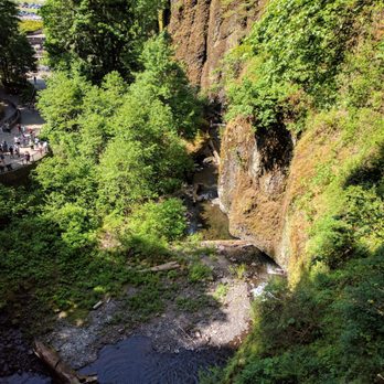 Multnomah Falls - Hiking Near Me - Bridal Veil, Oregon Multnomah Falls - Hiking Near Me - Bridal Veil, Oregon