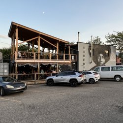 Black Mountain Brewing - Outdoor patio
