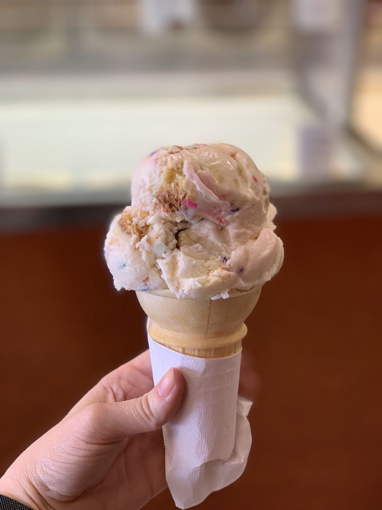 Homemade Ice Cream Pie Kitchen 12 Reviews Desserts 1709 N Dixie Hwy Elizabethtown Ky United States Phone Number
