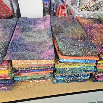 Cardinal Quilts - Lots of batiks - Fabric Stores Near Me - Vevay, Indiana