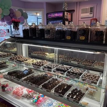 Emack & Bolio's Ice Cream - Ice Cream & Frozen Yogurt Near Me - Albany, New York Emack & Bolio's Ice Cream - Ice Cream & Frozen Yogurt Near Me - Albany, New York