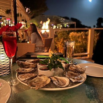 Geoffrey's Malibu - Seafood Near Me - Malibu, California