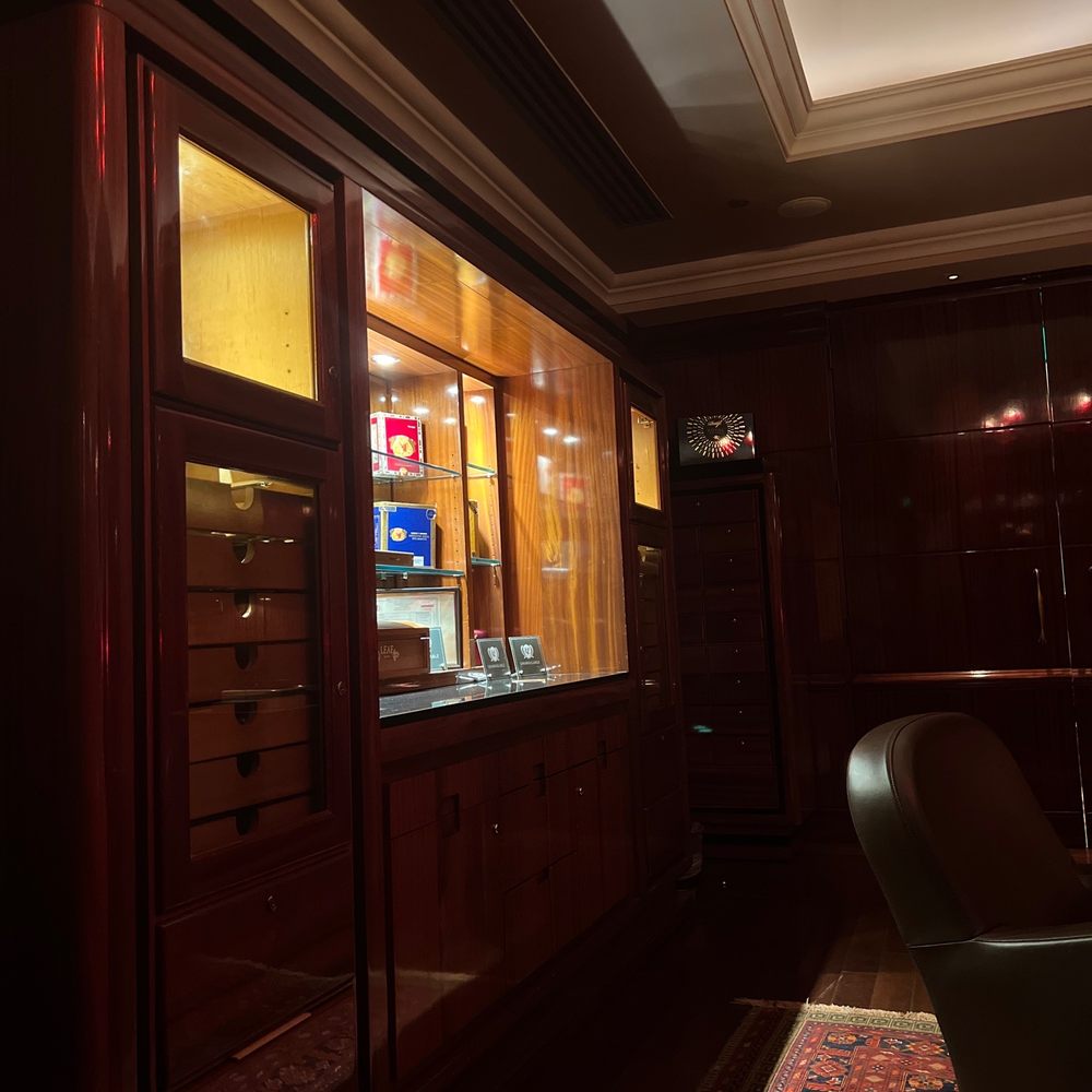 Avo Lounge - Lazy, but all wood and glass cases cigars - Cigar Bars Near Me - San Juan, Puerto Rico Avo Lounge - Lazy, but all wood and glass cases cigars - Cigar Bars Near Me - San Juan, Puerto Rico
