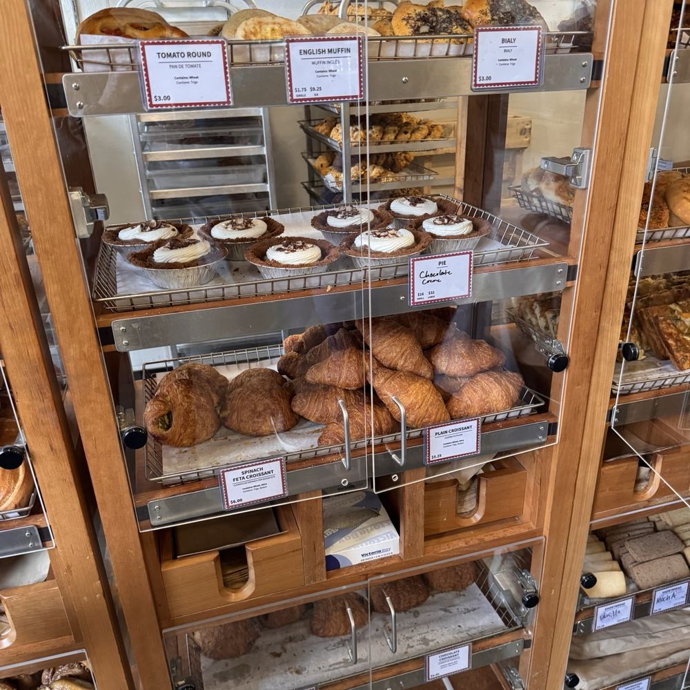 Arizmendi Bakery - Bakeries Near Me - San Francisco, California