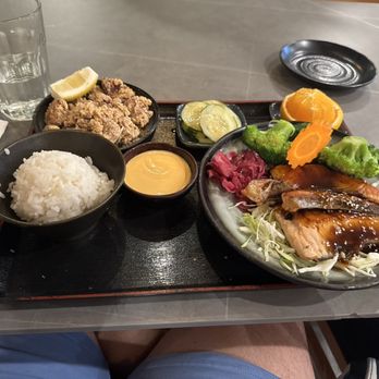 Eighty-Eight Sushi & Ramen - Salmon Teriyaki Entree with Chicken Karaage - Sushi Bars Near Me - Mountain View, California Eighty-Eight Sushi & Ramen - Salmon Teriyaki Entree with Chicken Karaage - Sushi Bars Near Me - Mountain View, California
