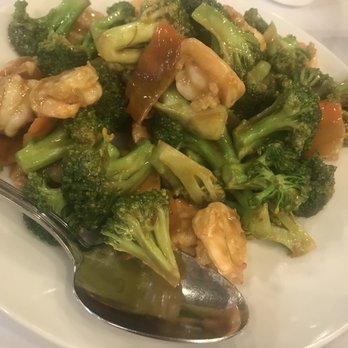Beijing Restaurant - Prawns with broccoli, wasn't my fav but it was still good! - Korean Near Me - Santa Clara, California