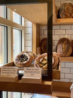 BReD - Organic Sourdough by null