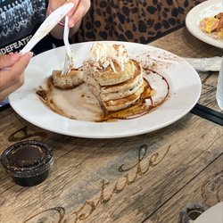 Al Fresco Bistro - Signature Pancakes: Oreo pancakes
