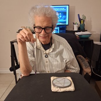 Old Wise Owl Advisor - Psychics Near Me - Pine Hills, Florida Old Wise Owl Advisor - Psychics Near Me - Pine Hills, Florida