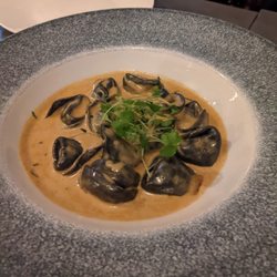 Margaux - Black ink tortelloni with crab: fabulous!