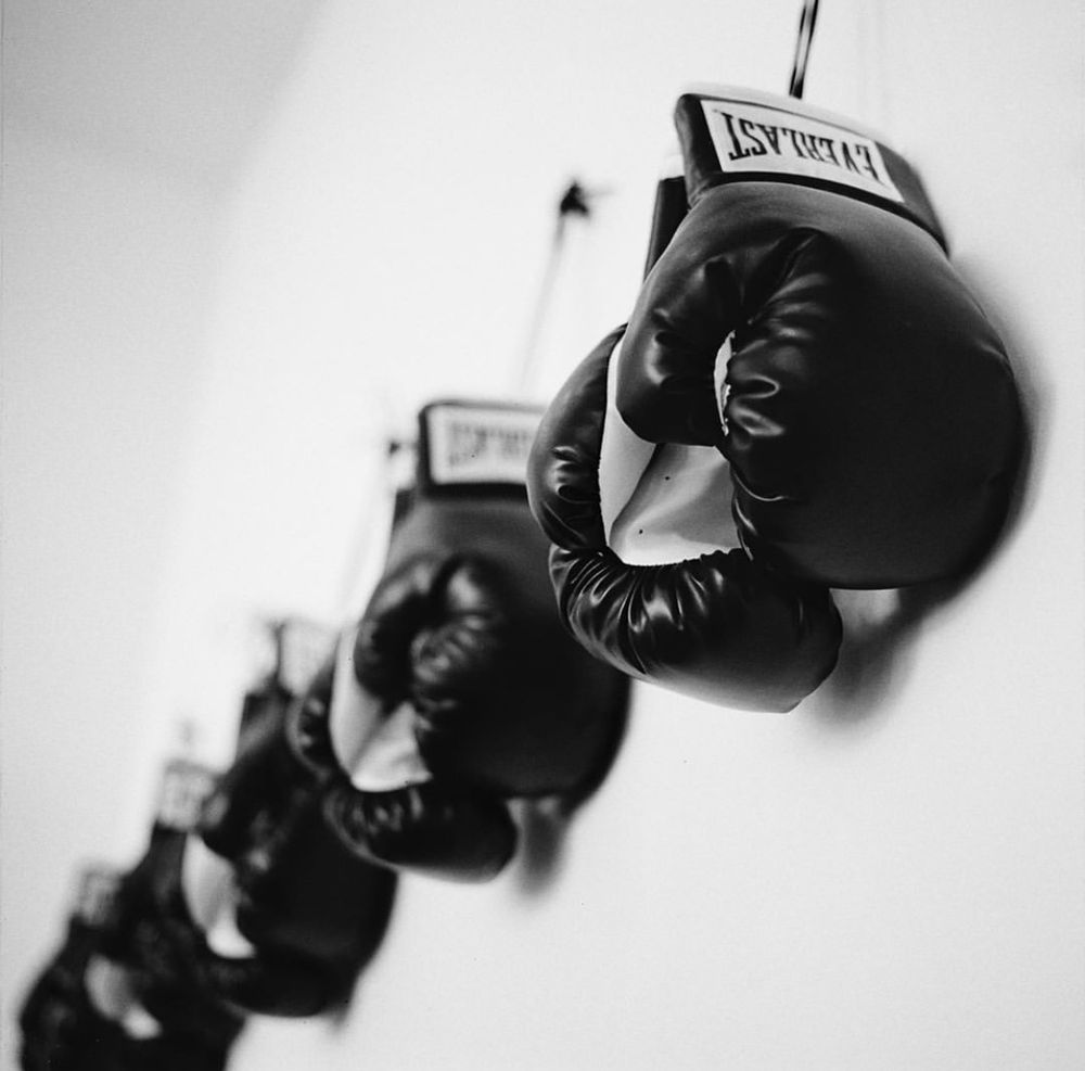 Cutman Barbershop Logo