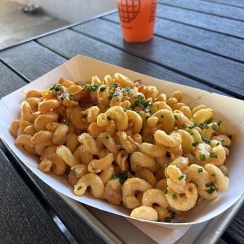 Bruxie - Chicken Shop Near Me - Long Beach, California Bruxie - Chicken Shop Near Me - Long Beach, California