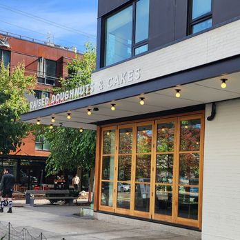 Raised Doughnuts and Cakes - (9/26/26) - Donuts Near Me - Seattle, Washington Raised Doughnuts and Cakes - (9/26/26) - Donuts Near Me - Seattle, Washington