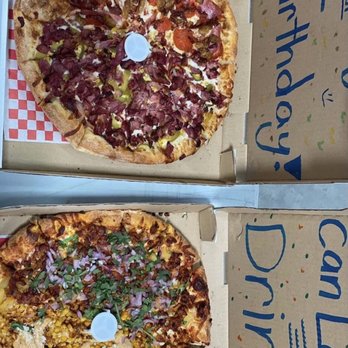 Te Amo Pizza - Close up - Pizza Near Me - Bell, California Te Amo Pizza - Close up - Pizza Near Me - Bell, California