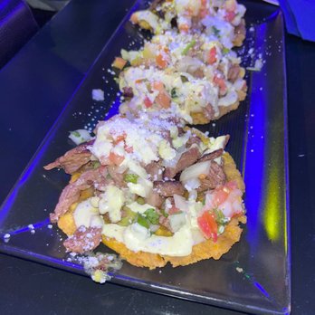 La Mesa Miami - Cocktail Bars Near Me - Miami, Florida La Mesa Miami - Cocktail Bars Near Me - Miami, Florida