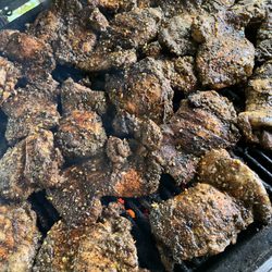 K&J’s Paradise Grill