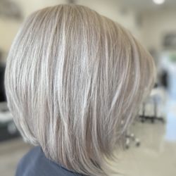 Linda Moreno Hair - Vanilla ice blonde hair color