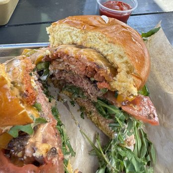 Burger Bench - Chorizo Diablo - American Near Me - Escondido, California Burger Bench - Chorizo Diablo - American Near Me - Escondido, California