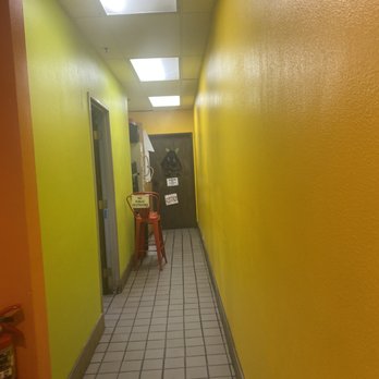 Roberto’s Taco Shop - Pacific Beach - Mexican Near Me - San Diego, California
