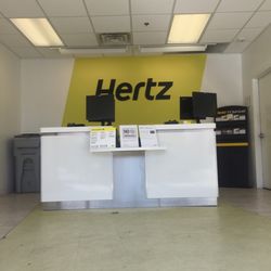 Hertz Rent A Car - The counter
