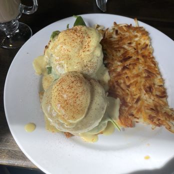 The Mimosa House - Crab Benedict - Breakfast & Brunch Near Me - Gold River, California