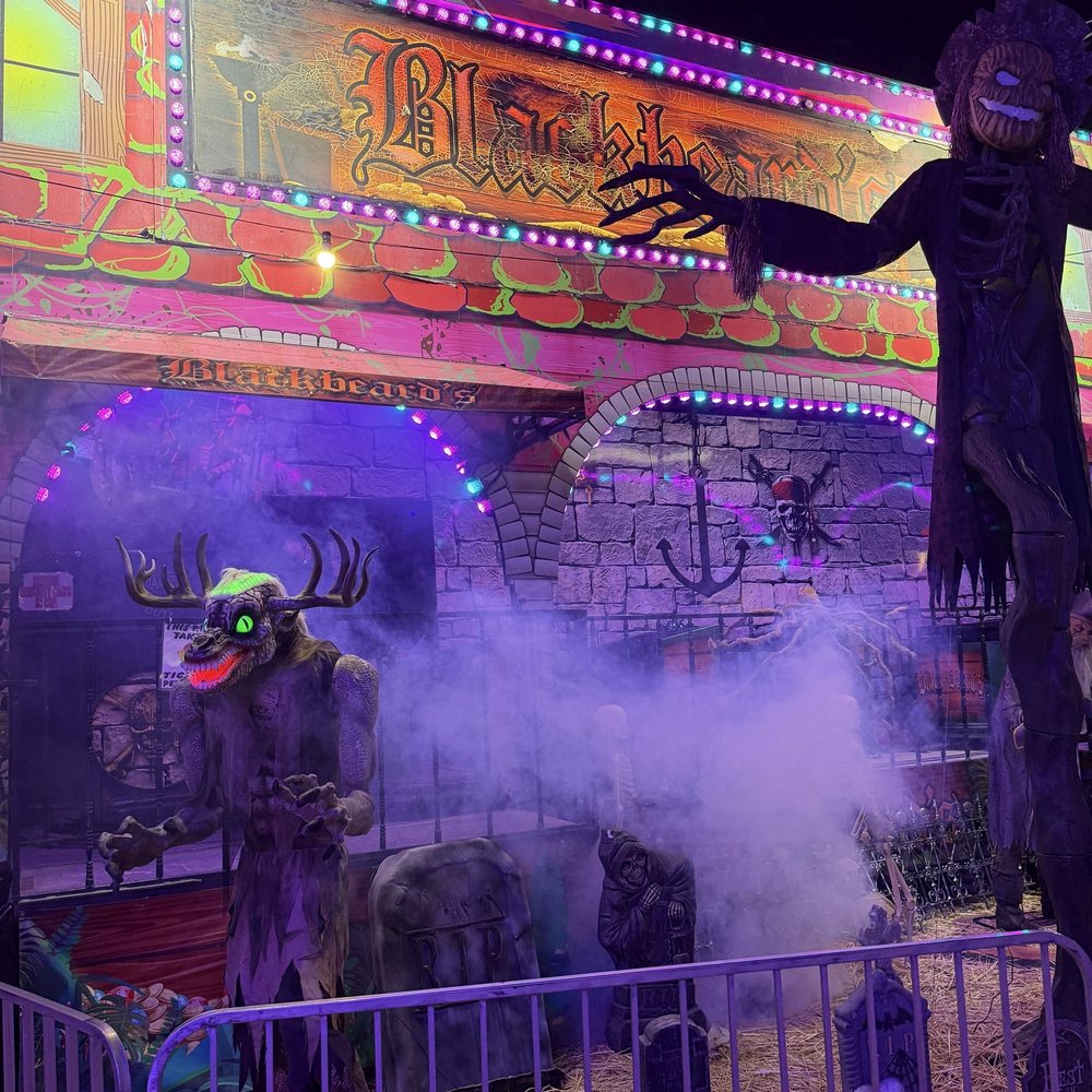 Planet Pumpkin - a mini haunted ride - Pumpkin Patches Near Me - Fresno, California Planet Pumpkin - a mini haunted ride - Pumpkin Patches Near Me - Fresno, California