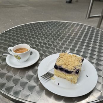 Caffe Migliore - Espresso, blueberry coffe cake - Coffee & Tea Near Me - Seattle, Washington Caffe Migliore - Espresso, blueberry coffe cake - Coffee & Tea Near Me - Seattle, Washington
