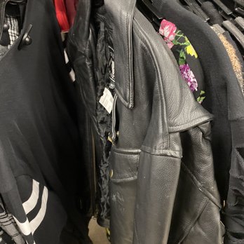 Freestyle Clothing Exchange - Cute leather jacket - Used, Vintage & Consignment Near Me - Roseville, California Freestyle Clothing Exchange - Cute leather jacket - Used, Vintage & Consignment Near Me - Roseville, California