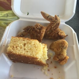 Three wings and cornbread for $3.99....wings barely have meat on them. Is this a joke? Oh well. Can't expect much for $3.99 Three wings and cornbread for $3.99....wings barely have meat on them. Is this a joke? Oh well. Can't expect much for $3.99