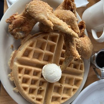 Food Craft - Chicken & Waffle - Breakfast & Brunch Near Me - Yorktown, Virginia Food Craft - Chicken & Waffle - Breakfast & Brunch Near Me - Yorktown, Virginia