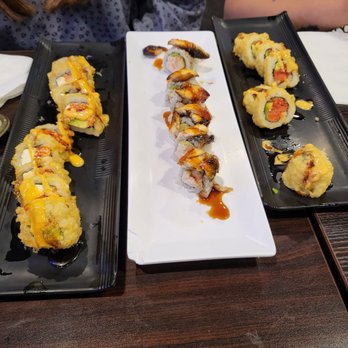 Show Sushi - Sushi Bars Near Me - San Dimas, California