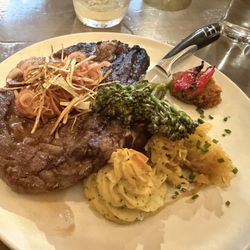 Ruby 360 Lodge - Ribeye steak