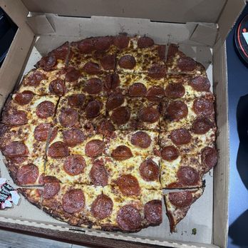 HotBox Pizza - Pizza Near Me - Indianapolis, Indiana