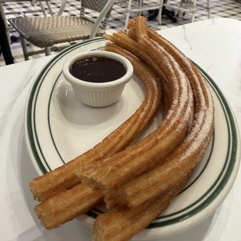 San Gines Beach - Churros con chocolate - Coffee Roasteries Near Me - Miami Beach, Florida San Gines Beach - Churros con chocolate - Coffee Roasteries Near Me - Miami Beach, Florida