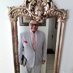 Hue's Tailor & Alteration - After