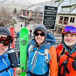 Aspen Mountain Ski Resort - Midnight Mine Rd up, lunch at the Sun Deck, then down to Silver Queen.