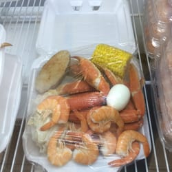 J-Ville Crab Shack - Crab legs, shrimp, potato, corn and an egg