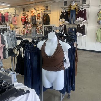 Rainbow - Women's Clothing Near Me - Moreno Valley, California Rainbow - Women's Clothing Near Me - Moreno Valley, California