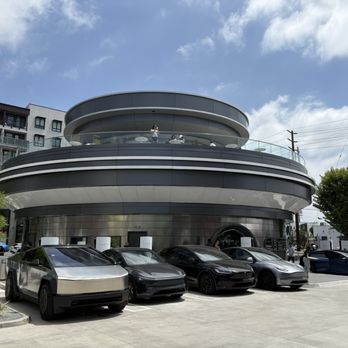 Tesla Diner - Diners Near Me - West Hollywood, California Tesla Diner - Diners Near Me - West Hollywood, California
