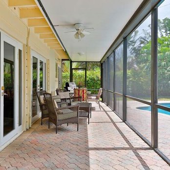 Quality Screen Enclosures - Building screen wall in Hollywood,Florida - Shutters Near Me Quality Screen Enclosures - Building screen wall in Hollywood,Florida - Shutters Near Me