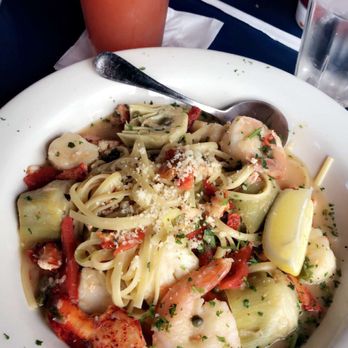 Boston Sail Loft - Sauté ed Seafood Portofino - Bars Near Me - Boston, Massachusetts