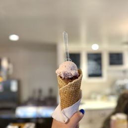buttermilk strawverry, chocolate hazelnut