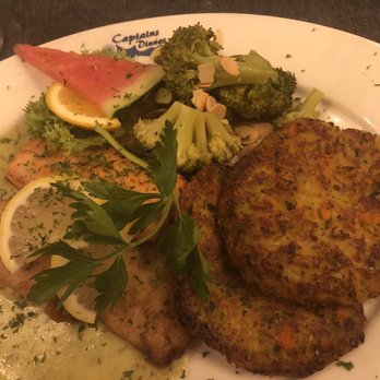 Captain's Dinner - Lachs, Rotbarschfilet in Kräutersauce und Gemüserösties - German Near Me - Krummhörn, NI