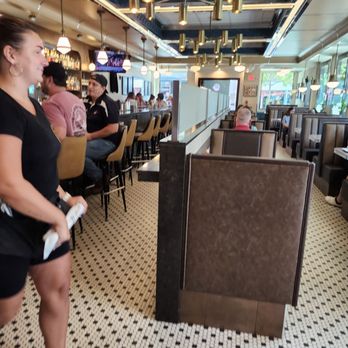 Whiskey Down Diner - The restaurant - Bars Near Me - Farmingdale, New York Whiskey Down Diner - The restaurant - Bars Near Me - Farmingdale, New York