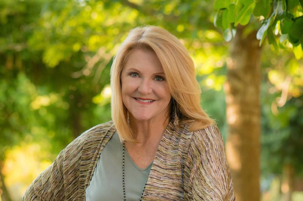 SIMONE ST CLARE CLASSIC REAL ESTATE SALES Updated May 2024 721 W 2nd St, Benicia