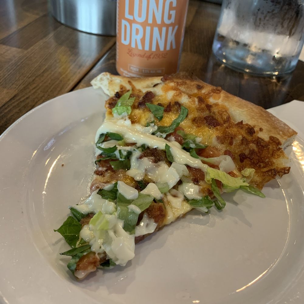 Too Ra Loo - BLT pizza - Pizza Near Me - Rochester, Michigan Too Ra Loo - BLT pizza - Pizza Near Me - Rochester, Michigan