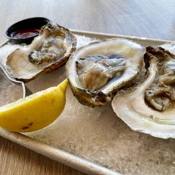 The Claw House - Oysters - Seafood Near Me - Murrells Inlet, South Carolina