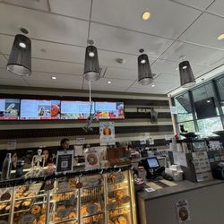 Bagels ‘n Grinds - Ordering counter