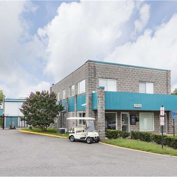Extra Space Storage - Beauty Image - Extra Space Storage at 14159 Mariah Ct, Chantilly, VA 20151 - Self Storage Near Me - Chantilly, Virginia Extra Space Storage - Beauty Image - Extra Space Storage at 14159 Mariah Ct, Chantilly, VA 20151 - Self Storage Near Me - Chantilly, Virginia